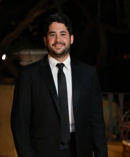 Carlos León Bisonó, Socio de AXS Capital